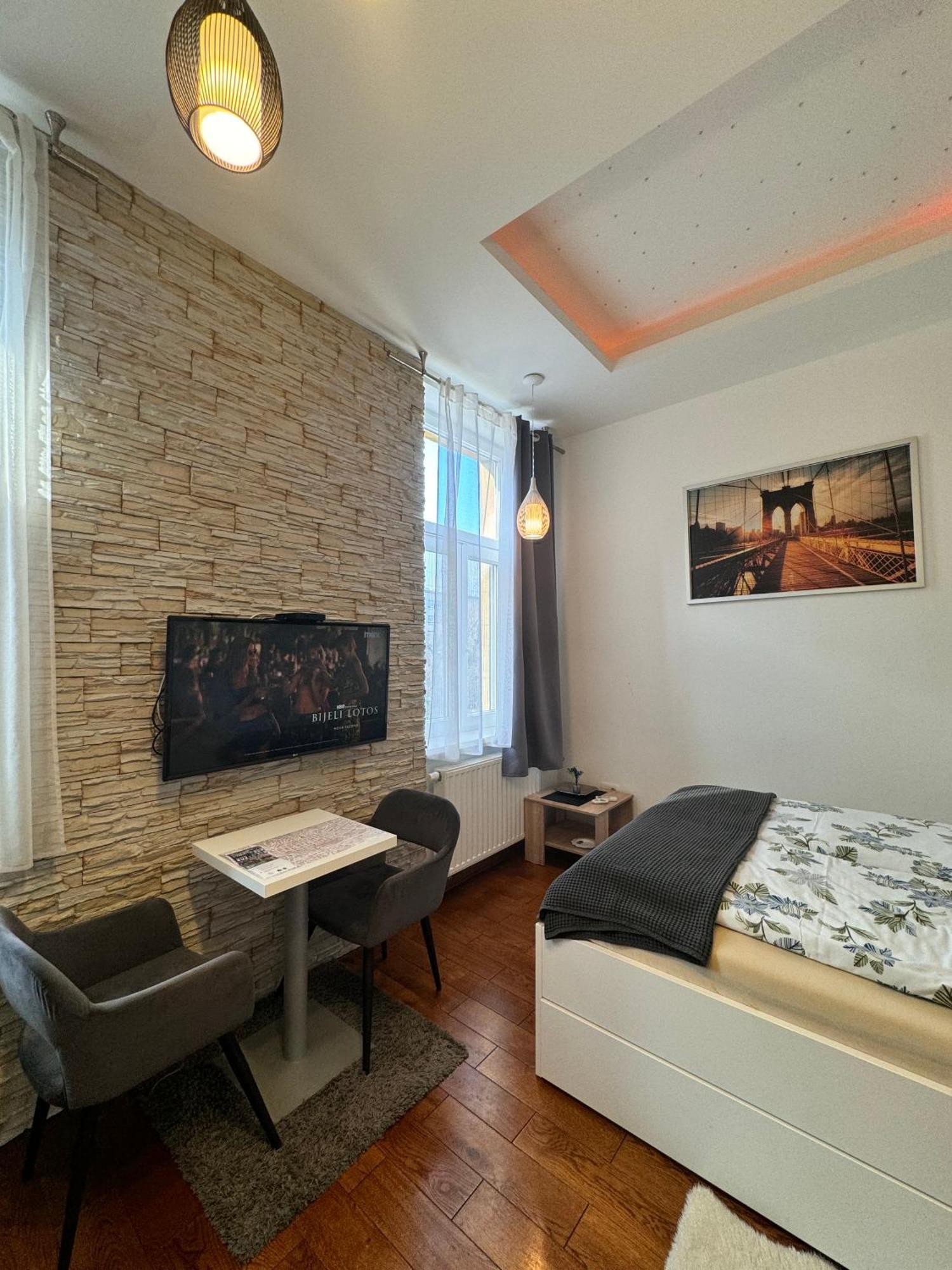 Apartments Home1 Zagreb Ngoại thất bức ảnh