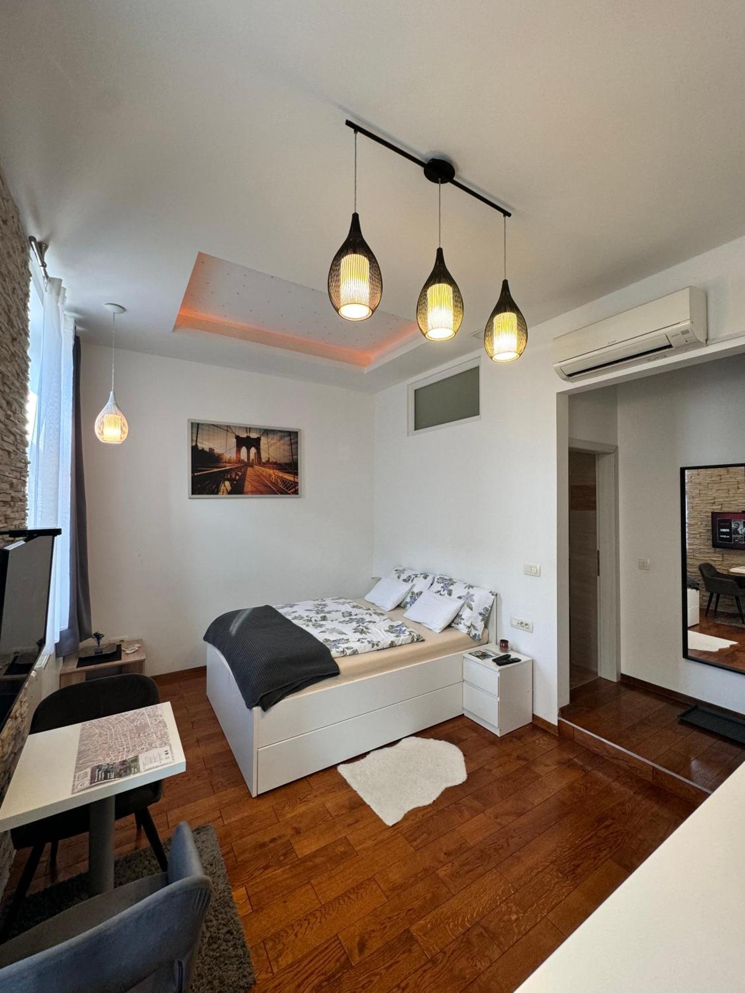 Apartments Home1 Zagreb Ngoại thất bức ảnh