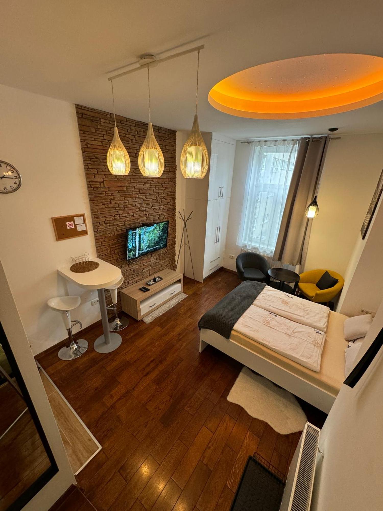 Apartments Home1 Zagreb Ngoại thất bức ảnh